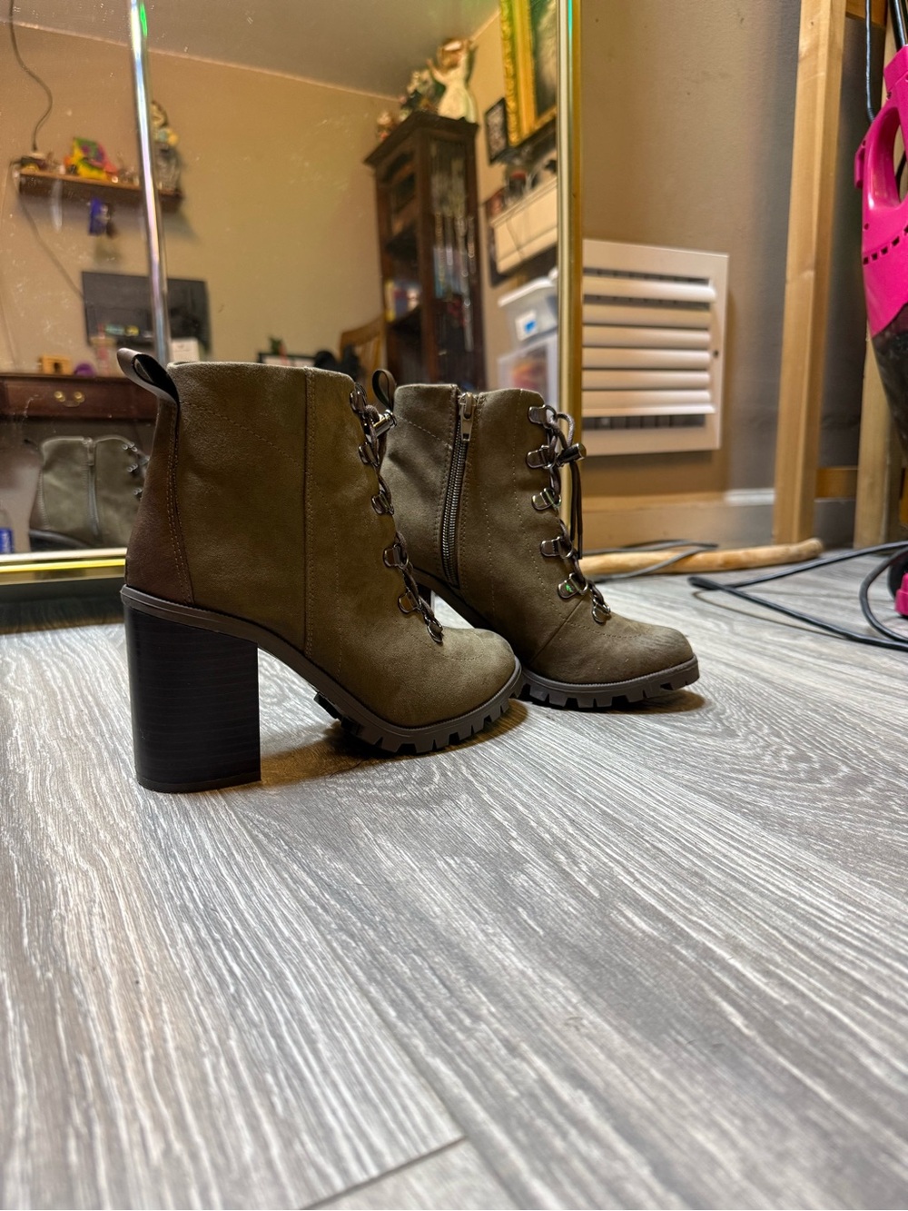Qupid Olive Lace-Up Chunky Heel Ankle Boots